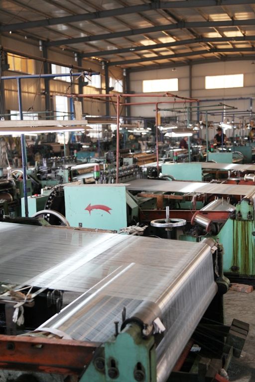  金屬網(wǎng)編織機器